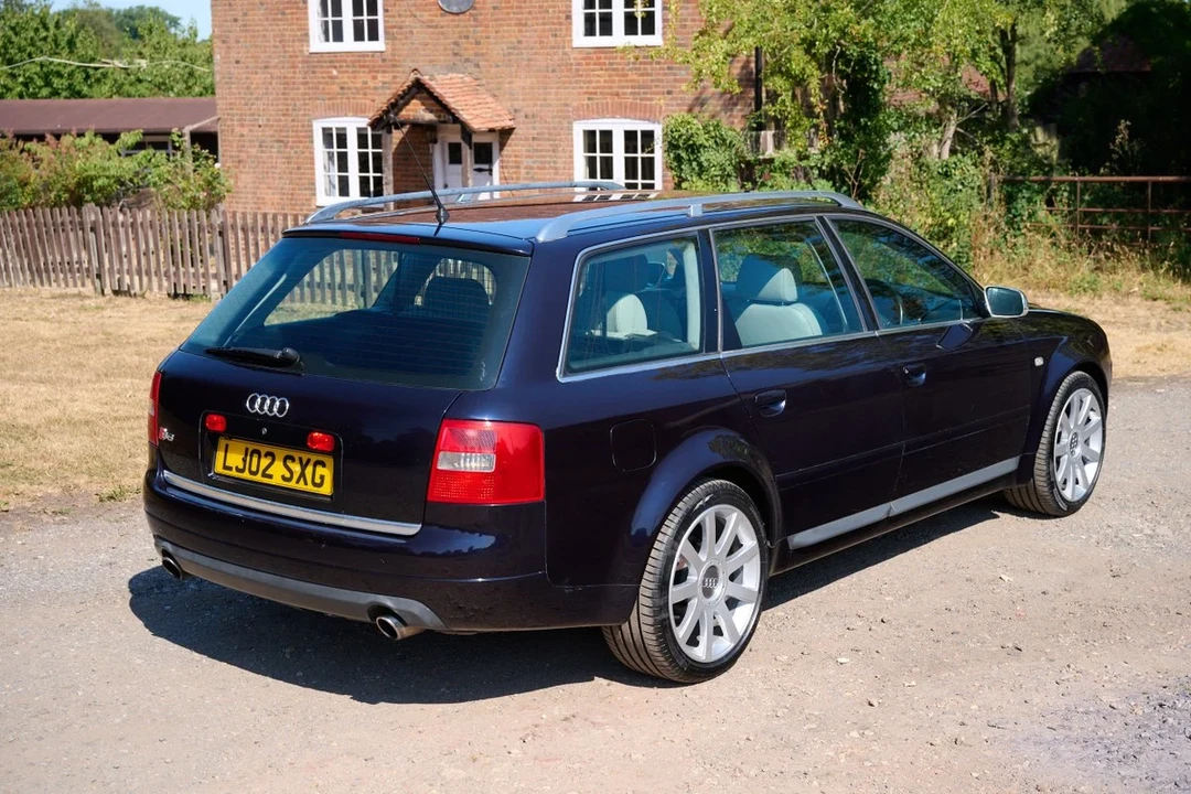 2002 Audi C5 S6 - Image 15 of 31