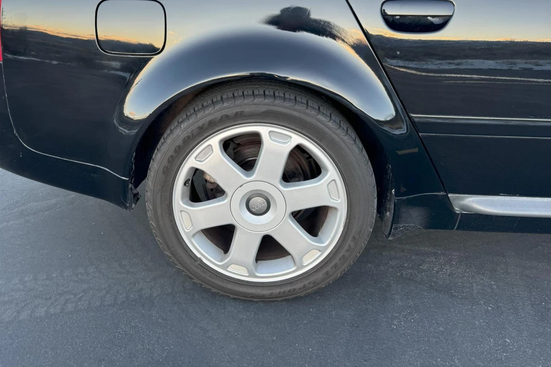 2002 Audi C5 S6 - Image 16 of 31