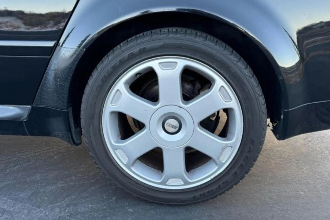 2002 Audi C5 S6 - Image 15 of 31