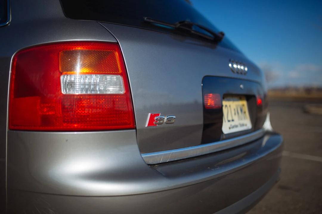 2002 Audi C5 S6 - Image 15 of 31