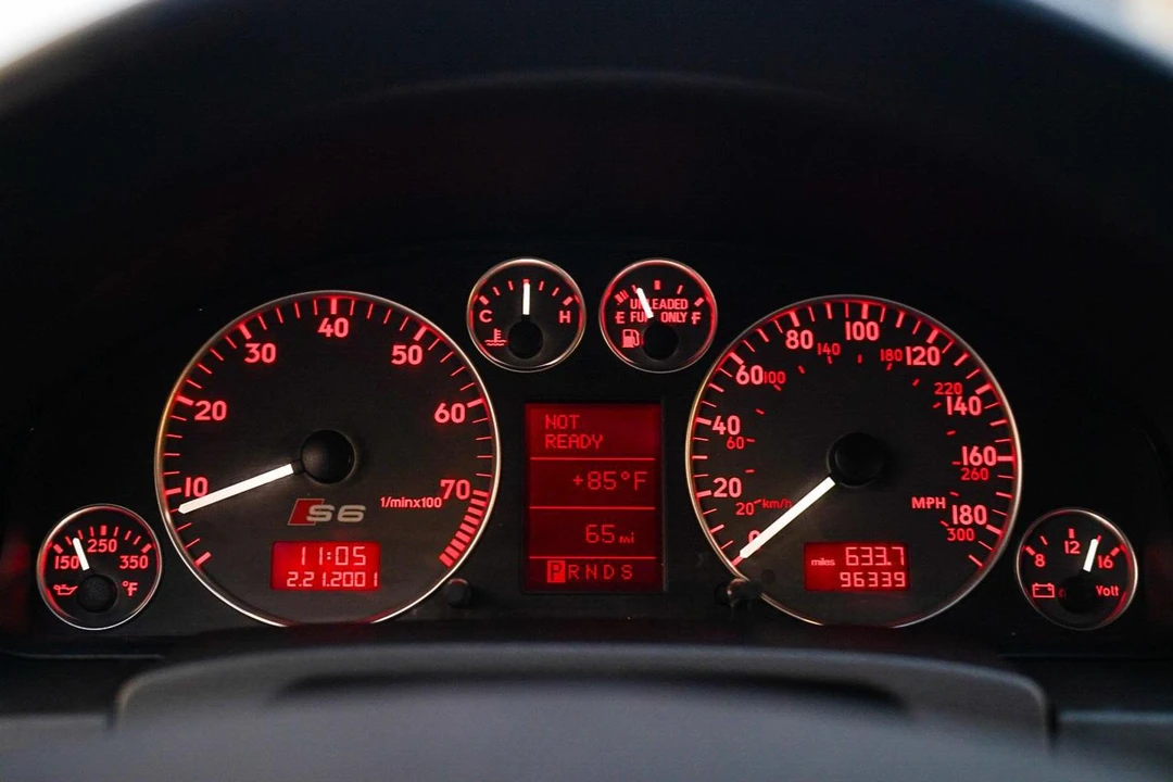 2002 Audi C5 S6 - Image 28 of 31