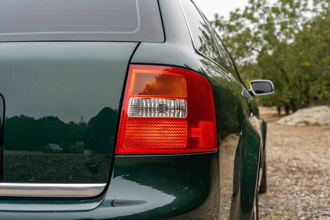 2002 Audi C5 S6 - Image 26 of 31