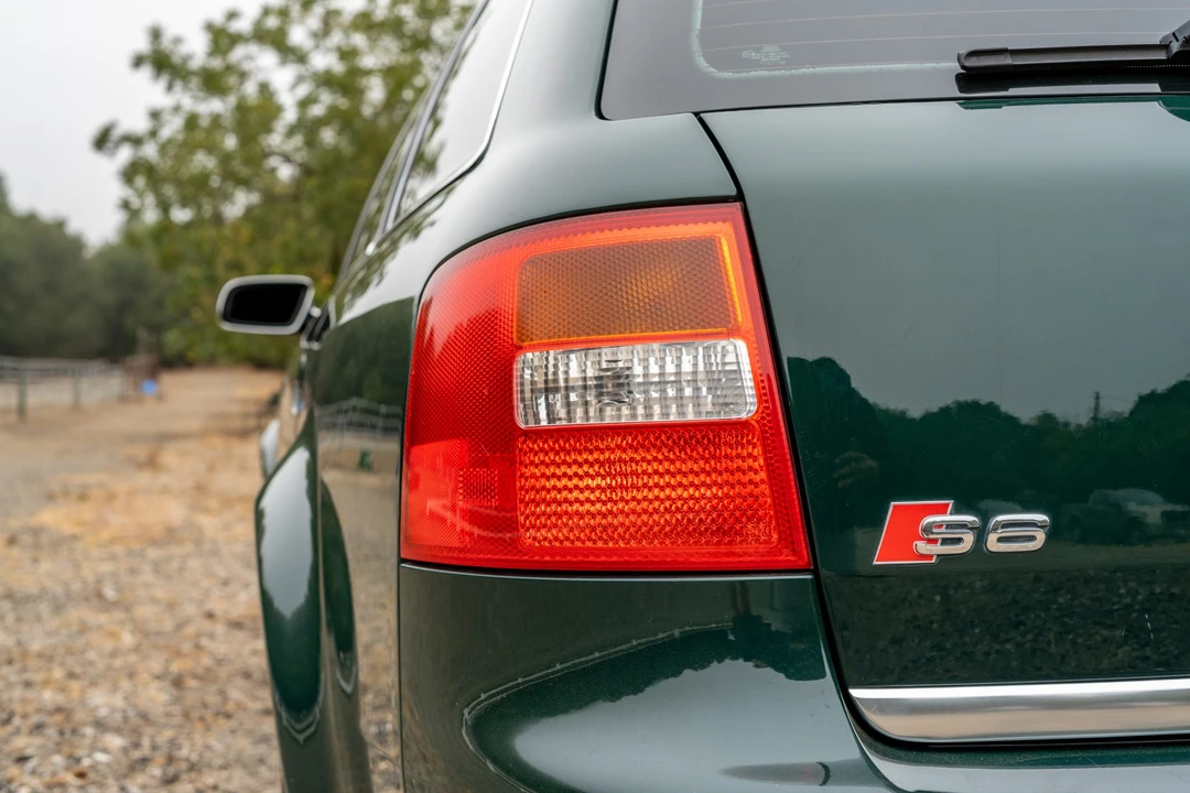 2002 Audi C5 S6 - Image 25 of 31