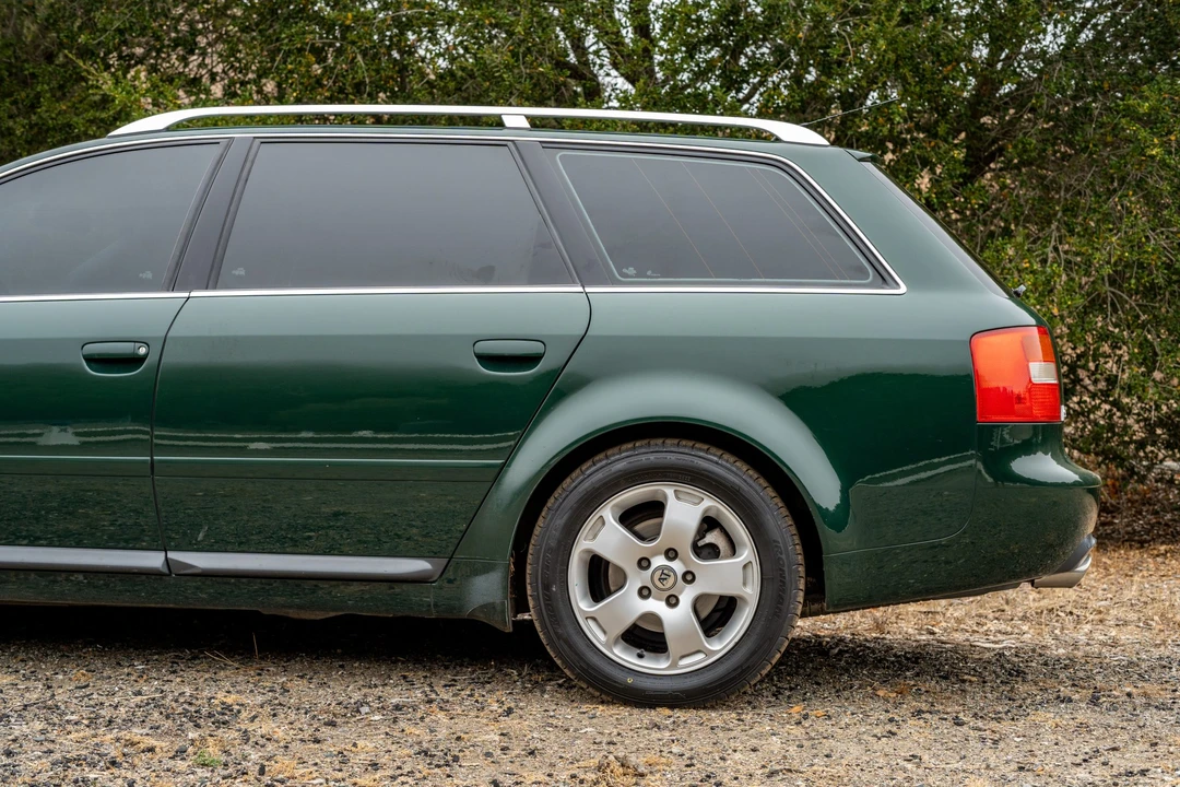 2002 Audi C5 S6 - Image 15 of 31