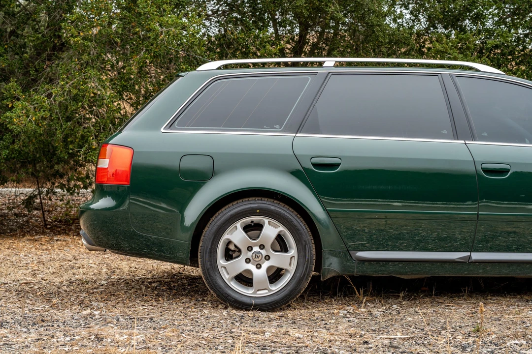2002 Audi C5 S6 - Image 12 of 31