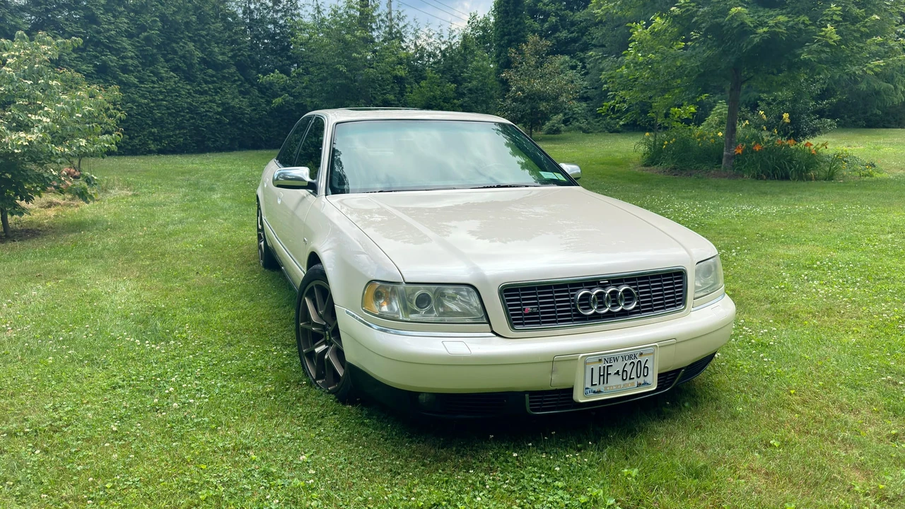 2002 Audi D2 S8 - Image 5 of 31