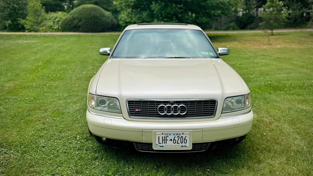 2002 Audi D2 S8 - Image 14 of 31