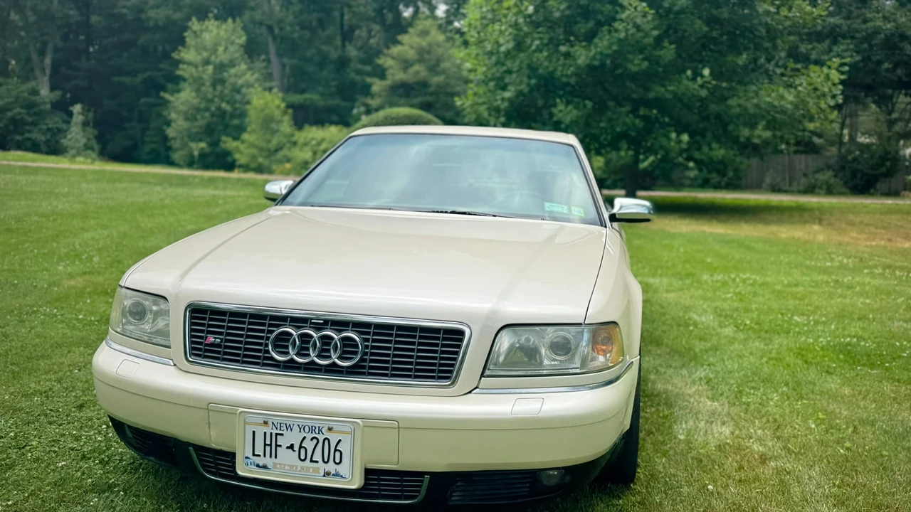2002 Audi D2 S8 - Image 15 of 31