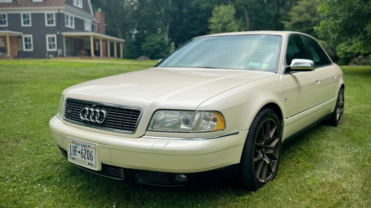 2002 Audi D2 S8 - Image 17 of 31