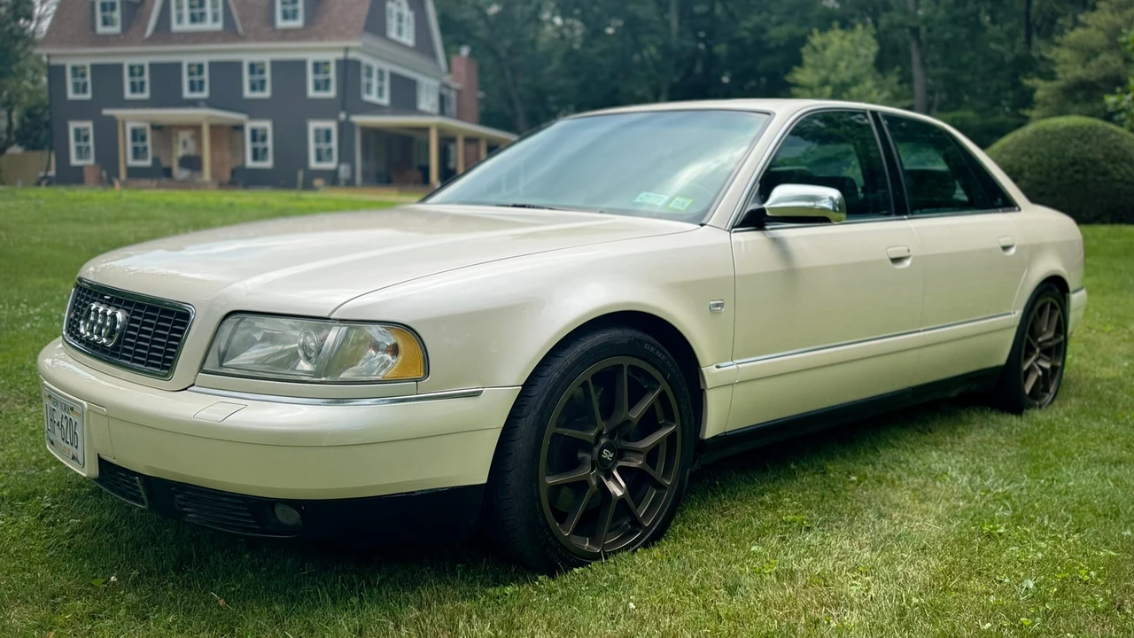 2002 Audi D2 S8 - Image 26 of 31