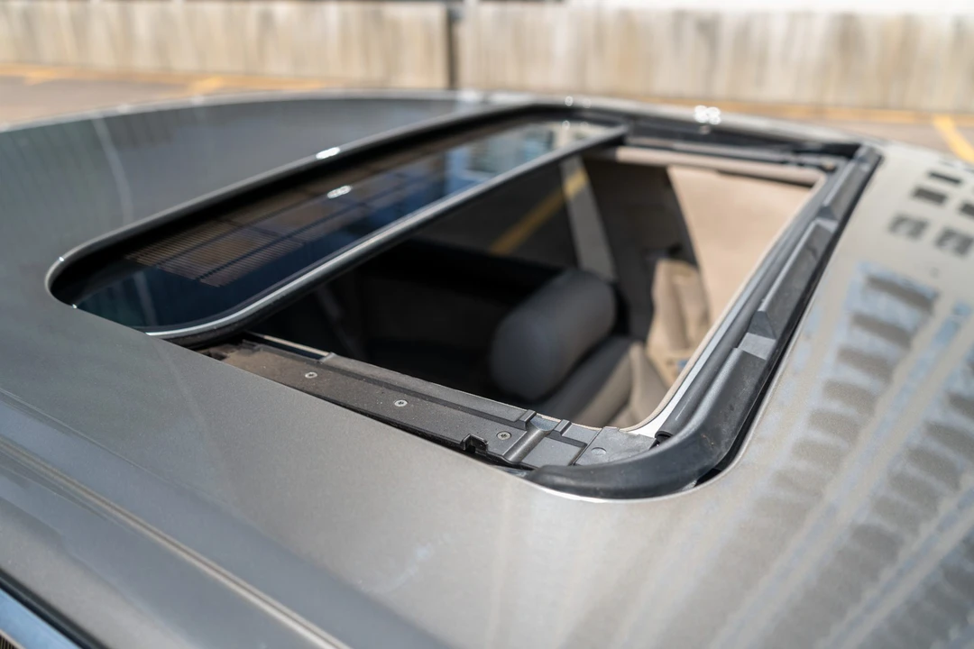 2002 Audi D2 S8 - Image 25 of 31