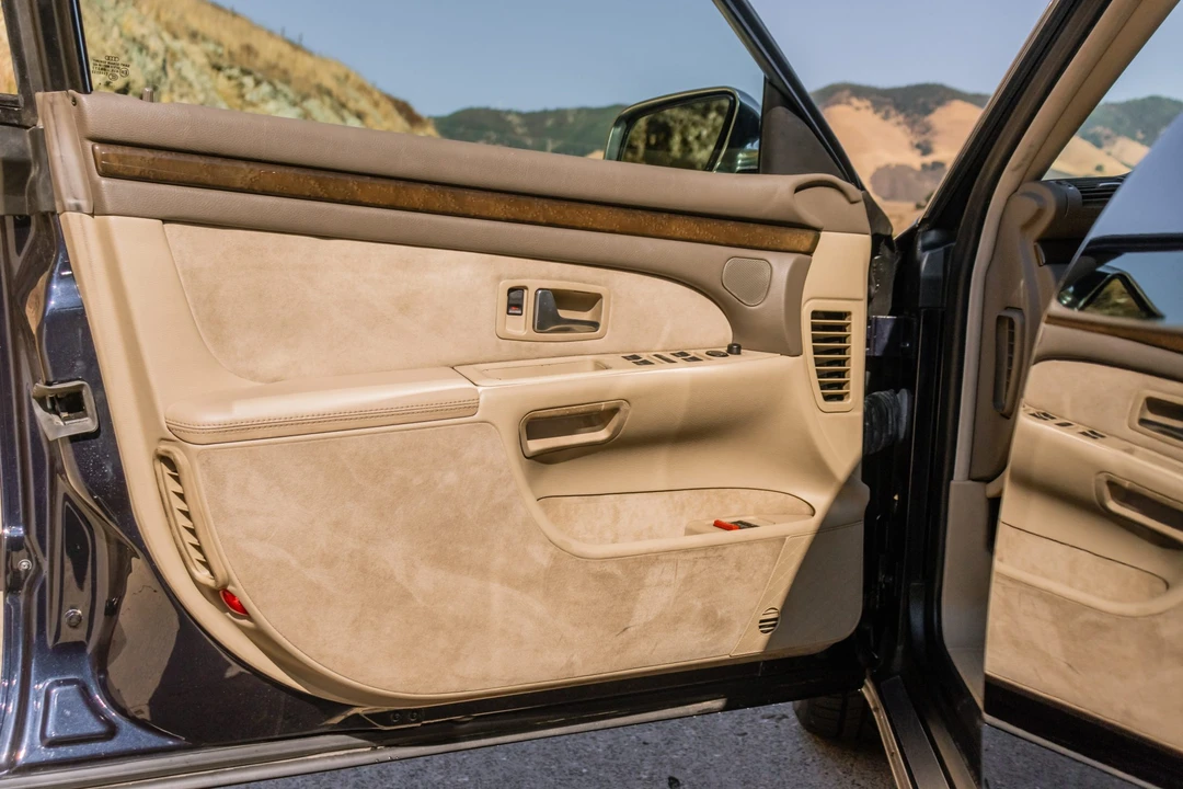 2002 Audi D2 S8 - Image 30 of 31