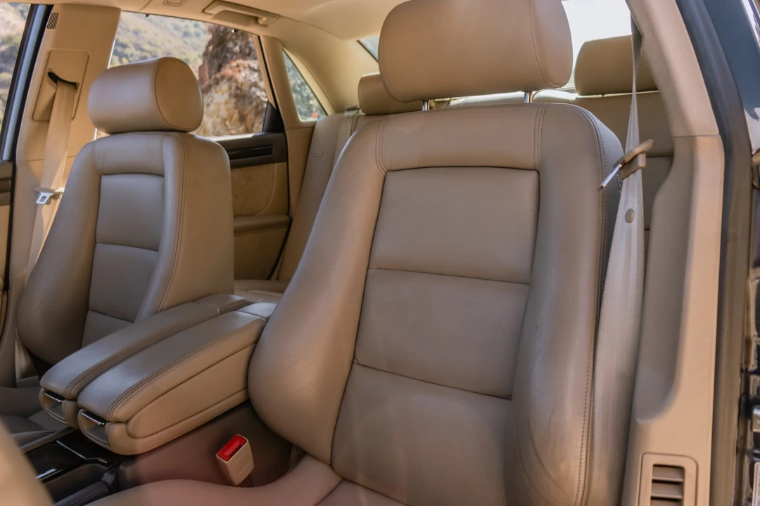 2002 Audi D2 S8 - Image 24 of 31
