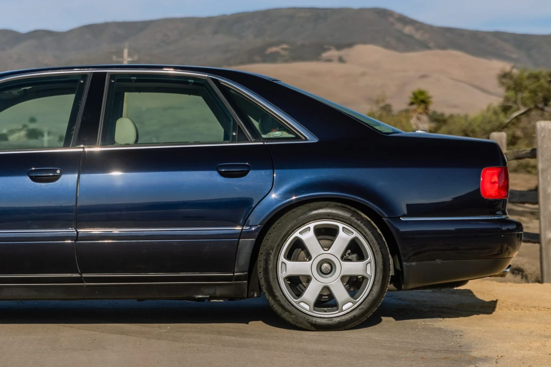 2002 Audi D2 S8 - Image 15 of 31