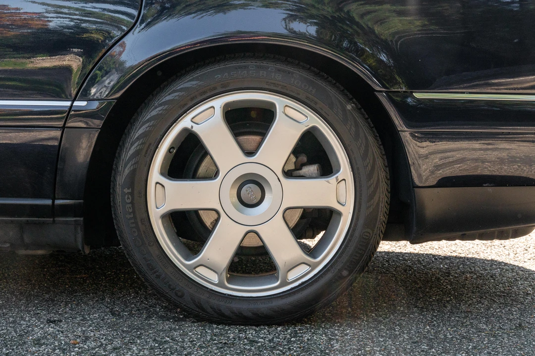 2002 Audi D2 S8 - Image 25 of 31