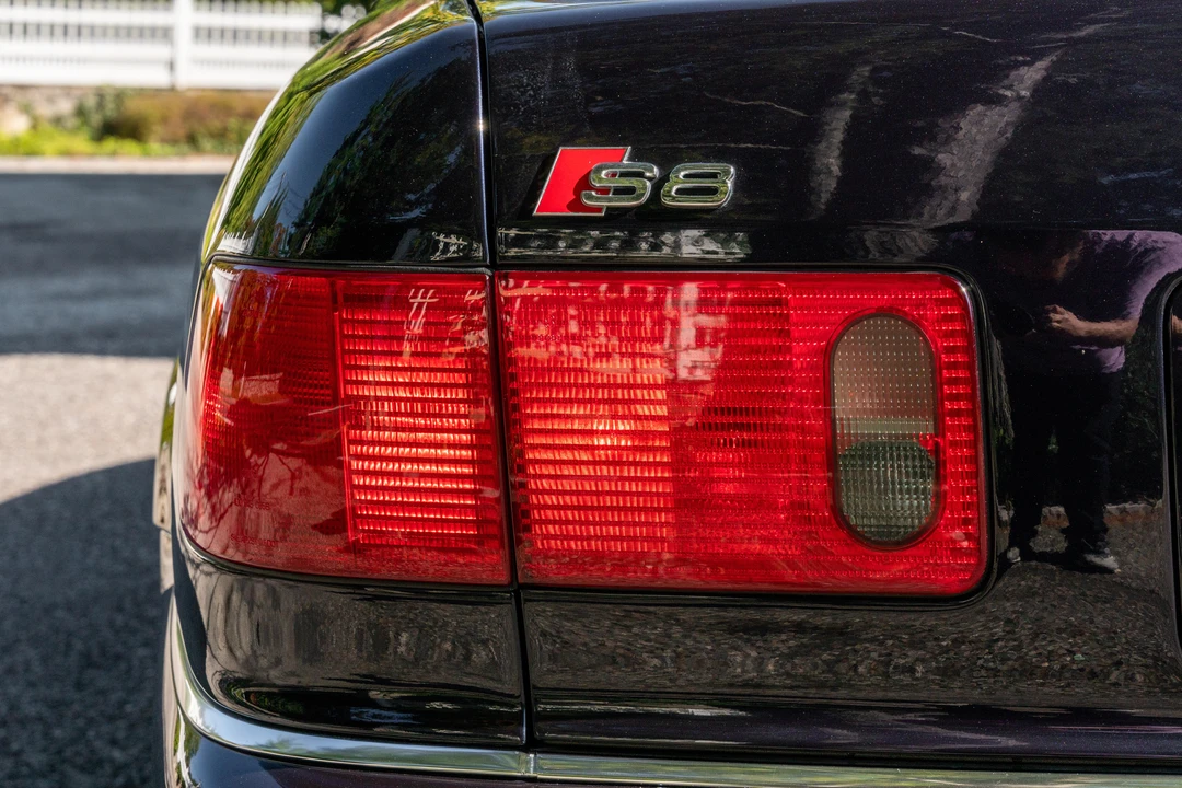 2002 Audi D2 S8 - Image 14 of 31