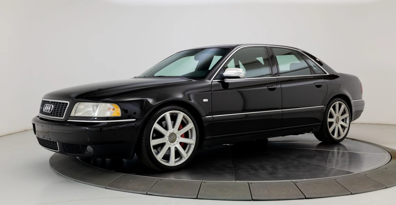 2002 Audi D2 S8 - Image 2 of 31