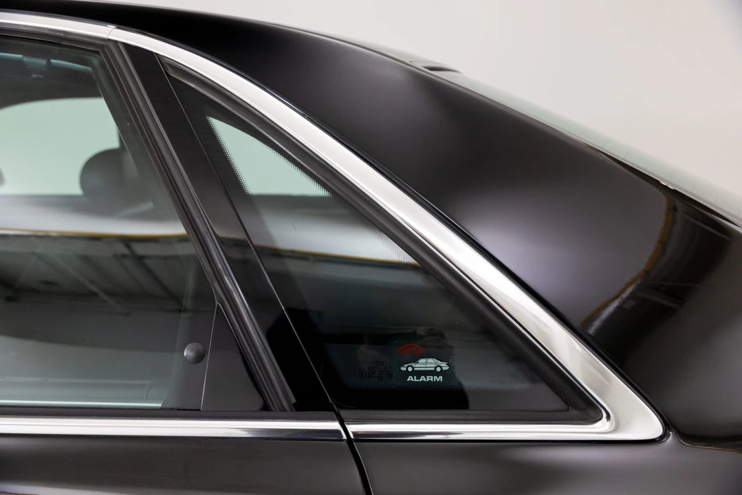 2002 Audi D2 S8 - Image 25 of 31