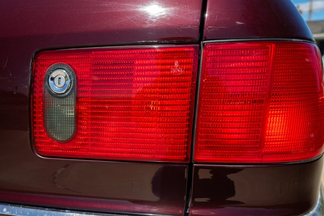 2002 Audi D2 S8 - Image 25 of 31