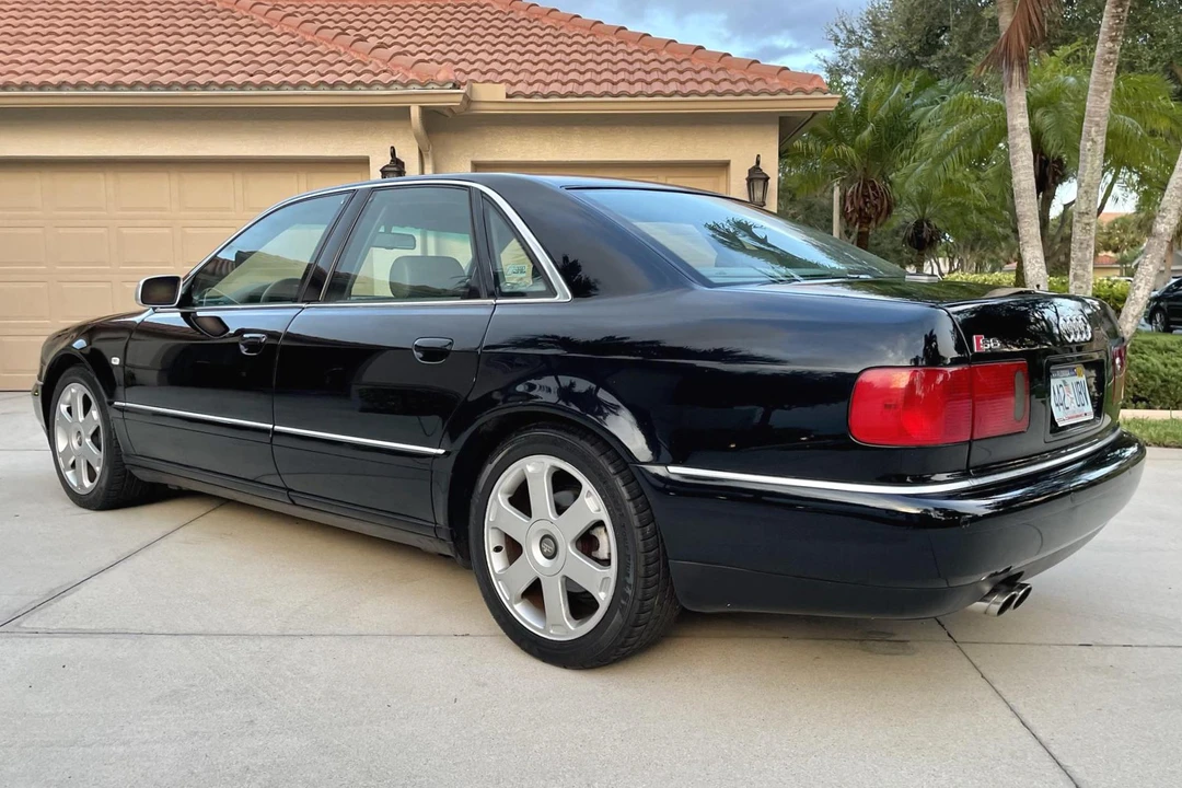 2002 Audi D2 S8 - Image 4 of 31