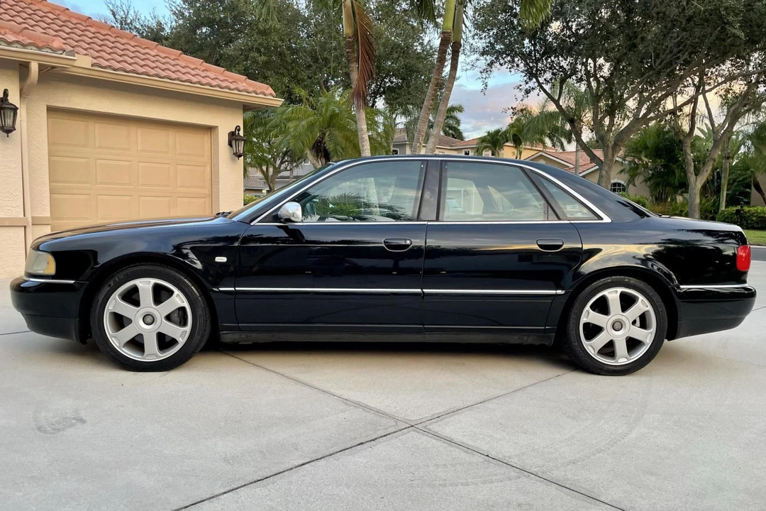 2002 Audi D2 S8 - Image 3 of 31