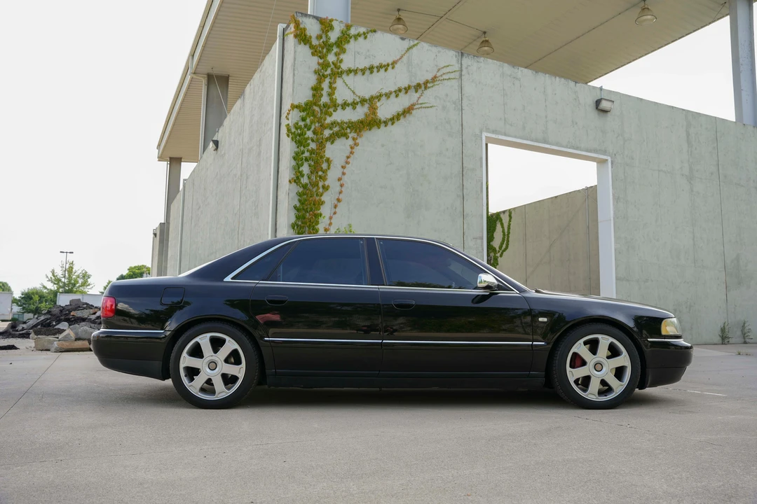 2002 Audi D2 S8 - Image 14 of 31