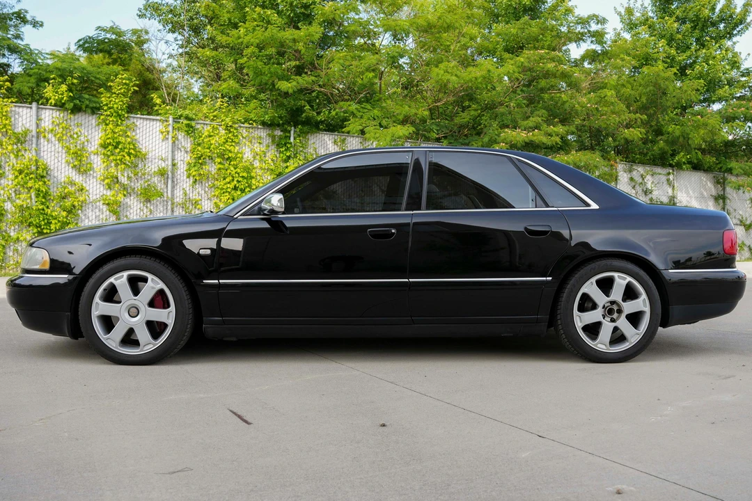 2002 Audi D2 S8 - Image 3 of 31