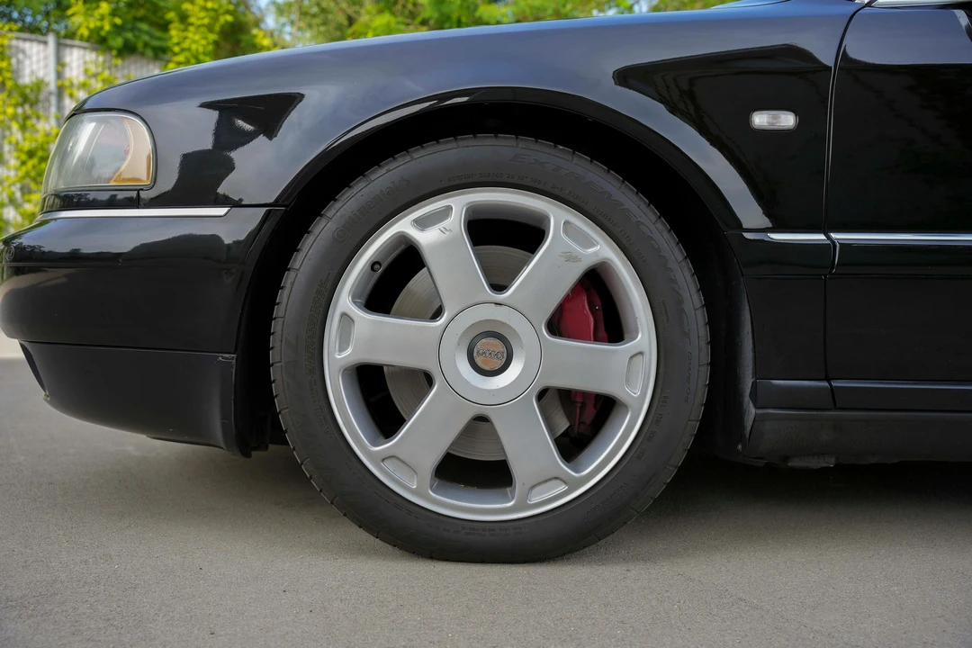 2002 Audi D2 S8 - Image 20 of 31