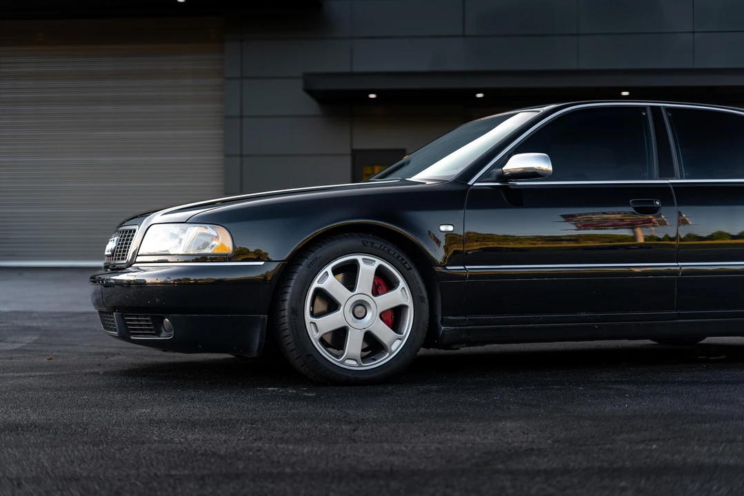 2002 Audi D2 S8 - Image 18 of 31