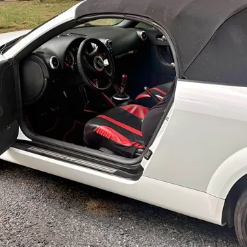 2002 Audi TT Convertible 2D
