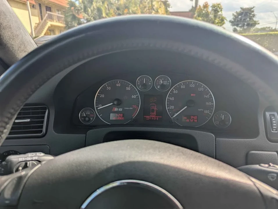 2002 Audi C5 S6 - Image 7 of 13