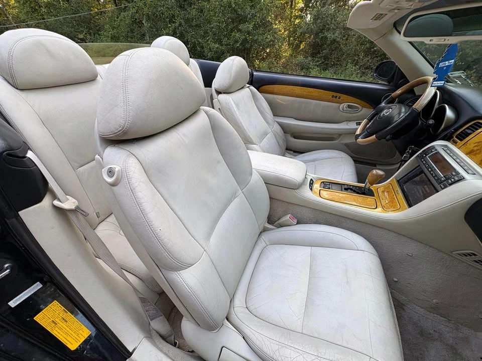 2002 Audi - Image 8 of 13