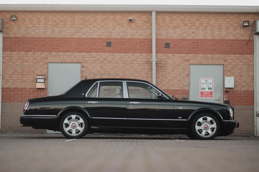2002 Bentley Arnage R & RL - Image 9 of 31