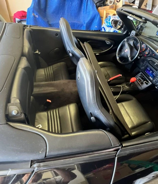2002 Porsche 996 Carrera - Image 10 of 14
