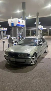 2002 BMW 325i