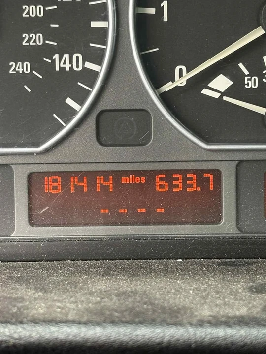 2002 BMW E46 330i & 330Ci - Image 5 of 8