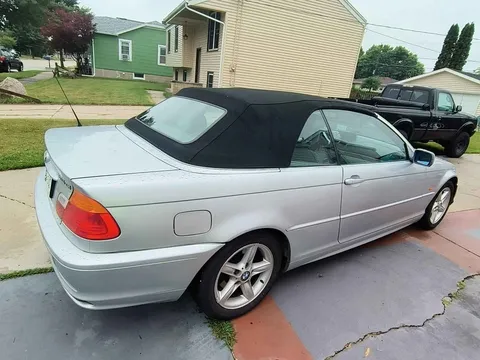 2002 BMW 3 Series 325Ci Convertible 2D