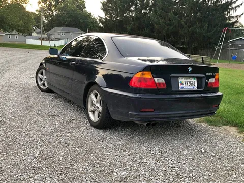 2002 BMW 3 Series 325Ci Coupe