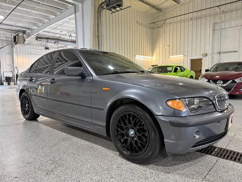 2002 BMW 3 Series 325i Sedan 4D