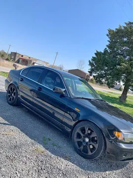 2002 BMW 3 Series 325i Sedan 4D