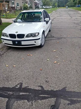 2002 BMW 3 Series 325i Sedan 4D