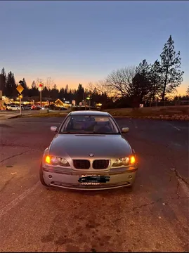 2002 BMW 3 Series 325i Sedan