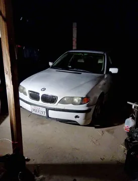 2002 BMW 3 Series 325i Sedan 4D