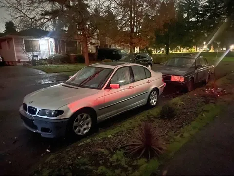 2002 BMW 3 Series 325i Sedan