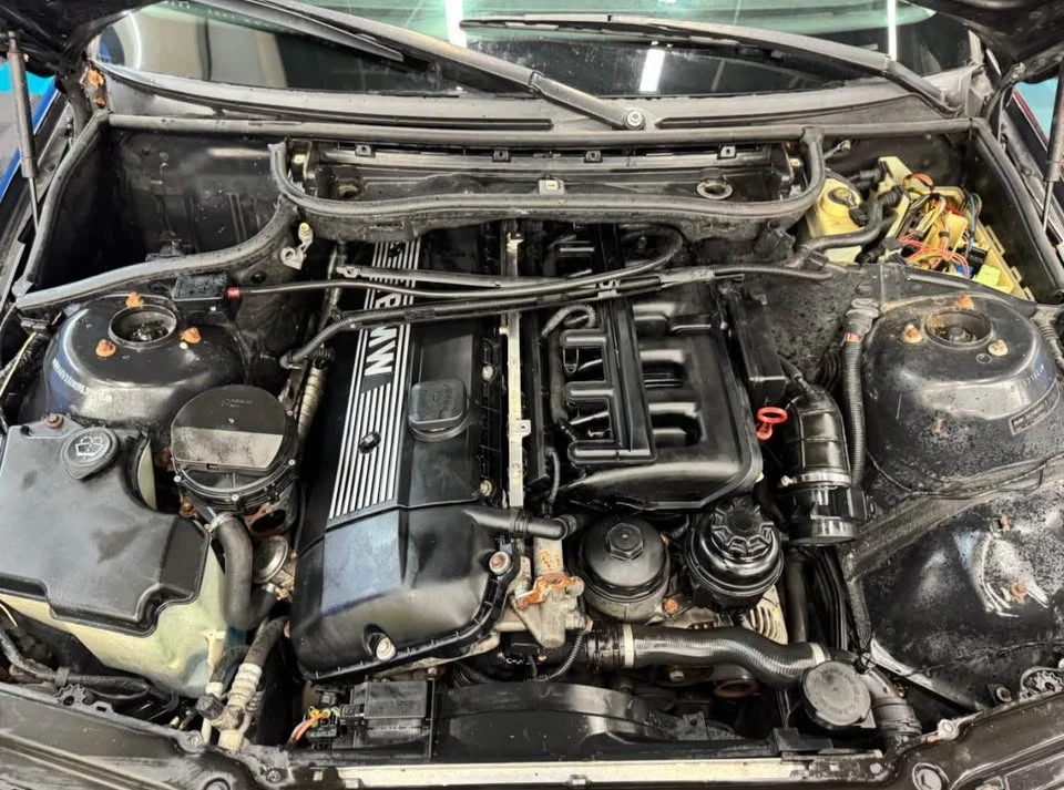 2002 BMW E46 3 Series - Image 2 of 17