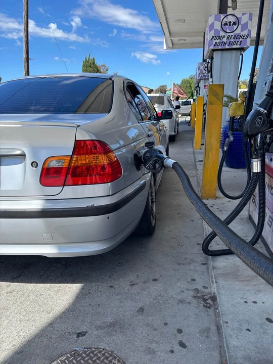 2002 BMW E46 3 Series - Image 3 of 4