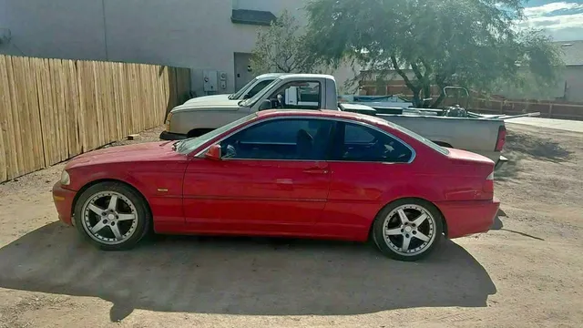 2002 BMW 3 Series 325is Coupe