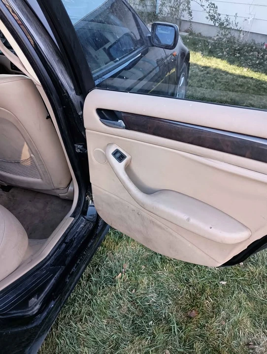 2002 BMW - Image 9 of 16