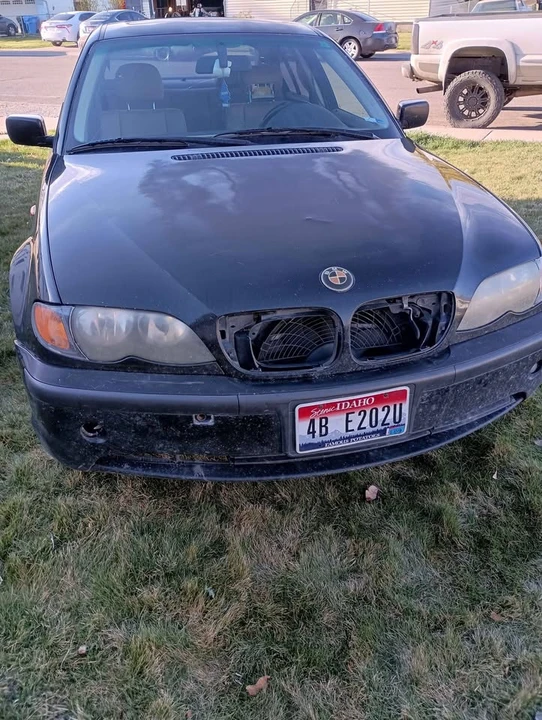 2002 BMW - Image 2 of 16