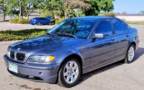 2002 BMW 3 Series 325xi